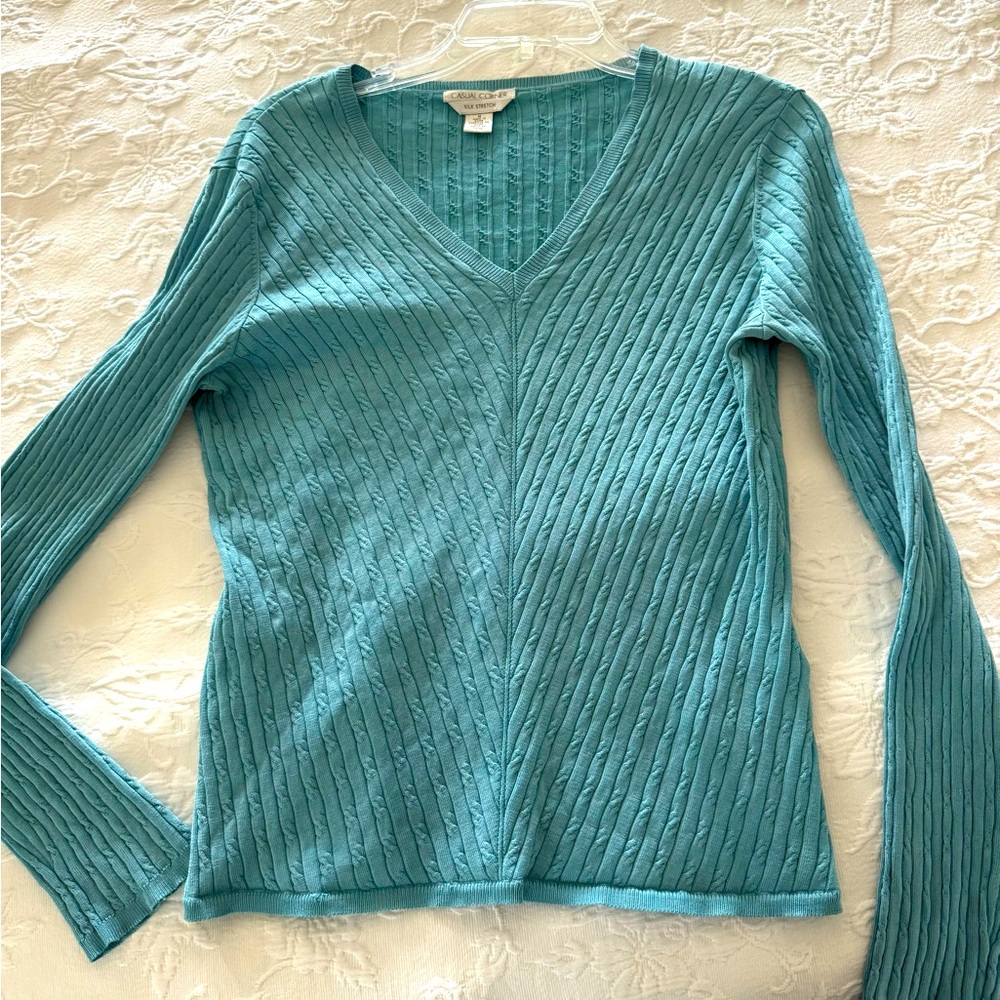 Casual Corner Ladies’s teal green silk stretch top.